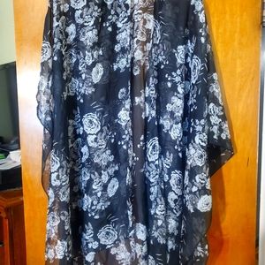 Disney Floral Minnie Mouse Shaul / Wrap - One Size